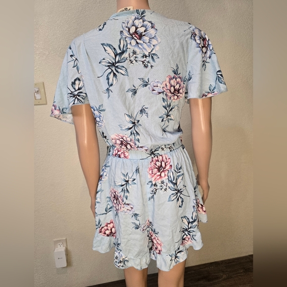 Show Me Your Mumu Blue Romper Sz Large Tie Front w Ruffle Edge  Shorts, … - Picture 3 of 13